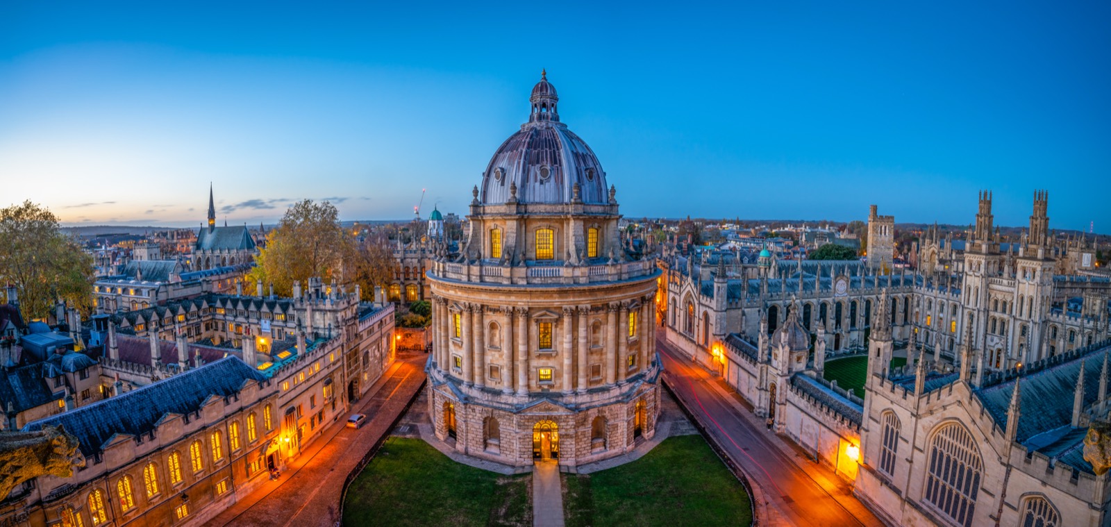 Radcliffe Camera, Oxford, at dusk
